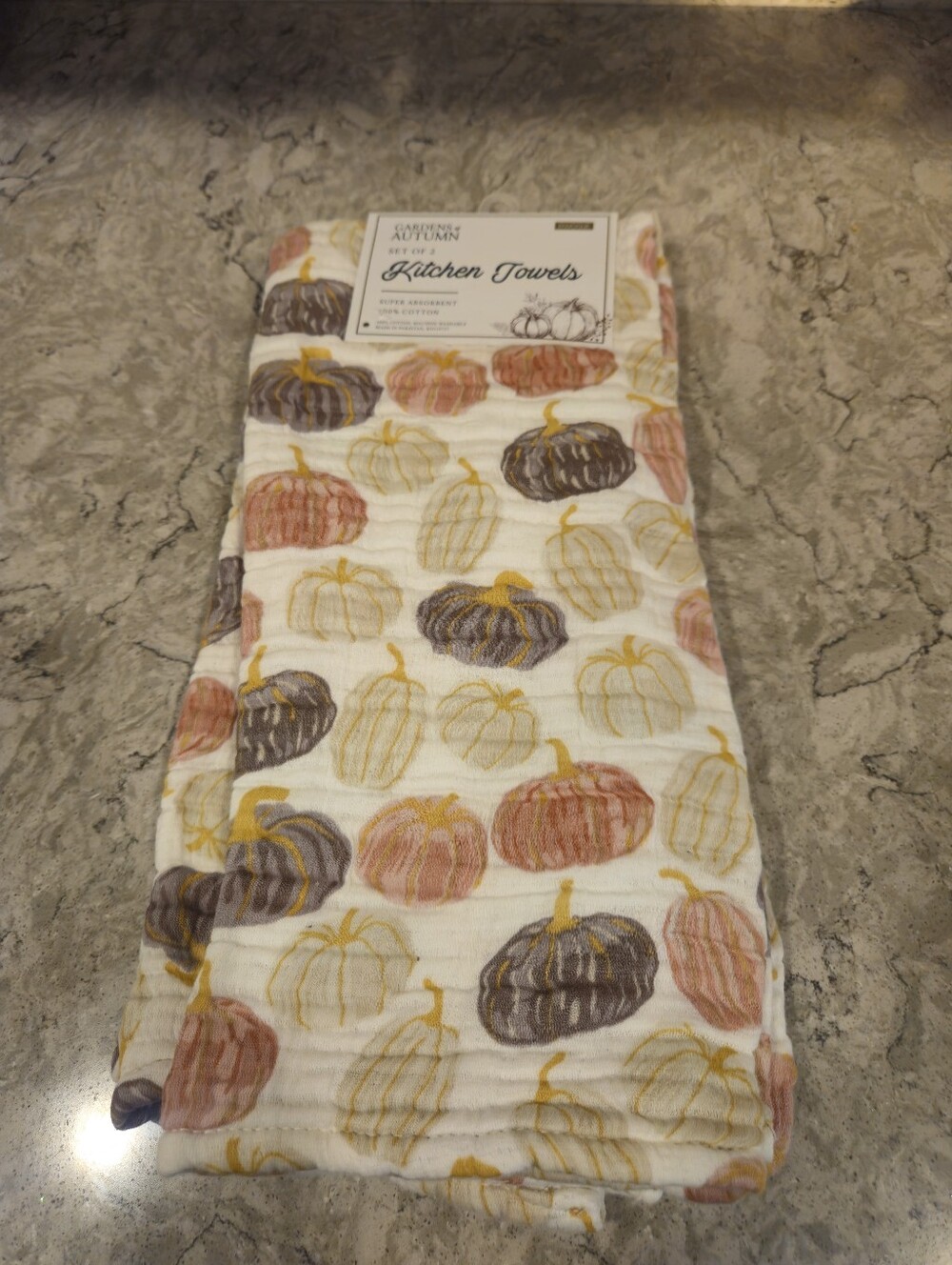 Gardens of Autum Kitchen Towels (2) Pumpkuns Rust White 18 X 28 Cotton Gauze